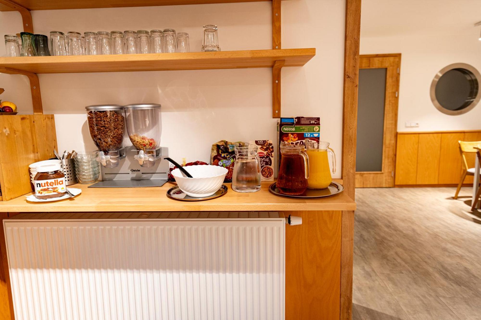 Aparthotel Faust Decin Esterno foto